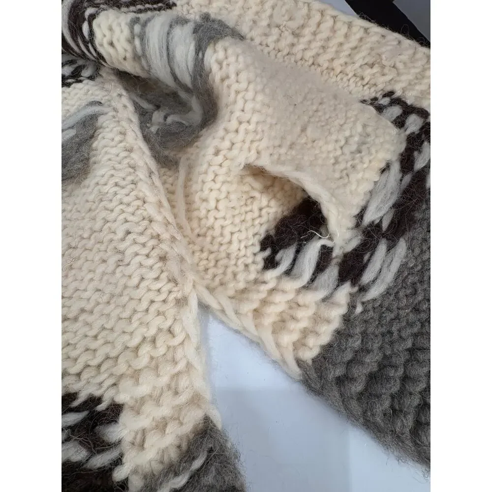 90s VTG Chunky Wool Cardigan Vest Large XL Hand Knit Cottagecore Romania Unisex